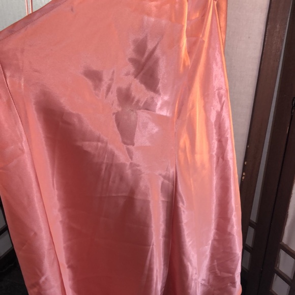 Gloria Vanderbilt negligee sz 30/33 pink with hearts at neck/spaghetti  straps - Picture 7 of 12